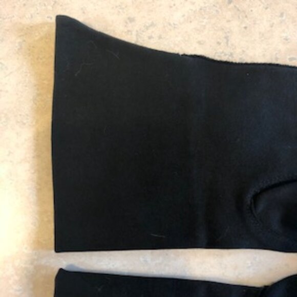 Elegant Wrist Length Black Vintage Cuffed Gloves Excellent Condition Small Med - Picture 7 of 10
